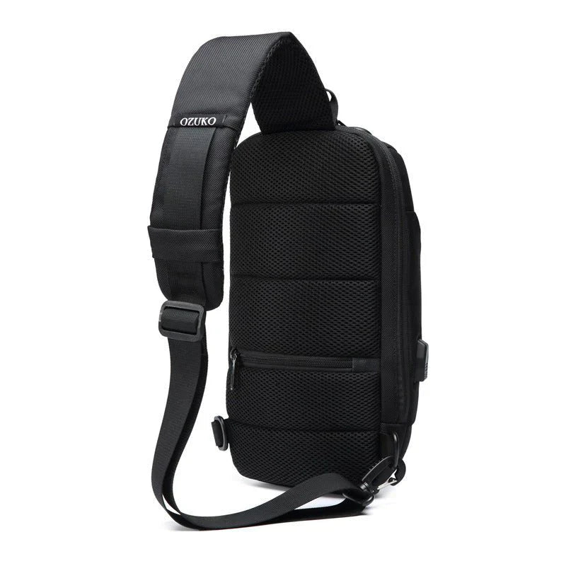 Tyverisikret Crossbody Taske med USB-Opladning | Ergonomisk & Praktisk